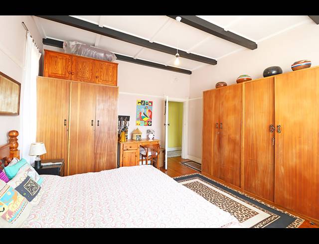 4 BEDROOM HOUSE FOR SALE IN KENSINGTON